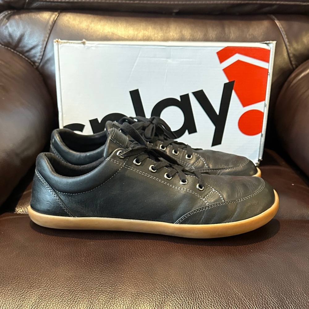 Splay Black and Tan Men's all leather Sneakers US 12